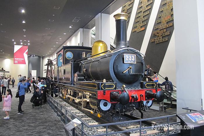 Una locomotiva a vapore classe 230. Questo è il più antico motore a vapore prodotto in serie in Giappone
