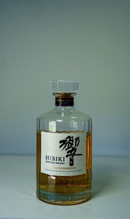 Bottiglia di Suntory Hibiki Harmony
