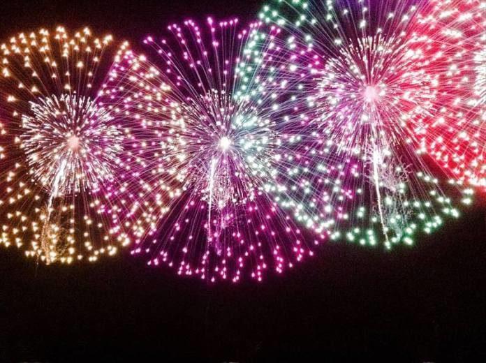 manuale del matsuri - 8 fuochi d'artificio giapponesi