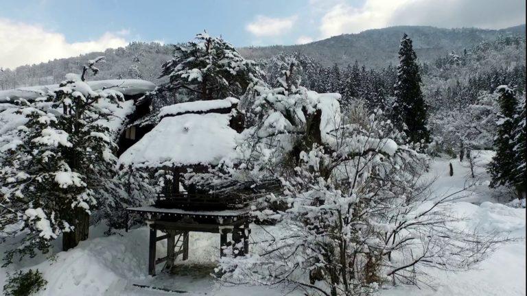 Shirakawa-Go vista dall’alto, un video spettacolare