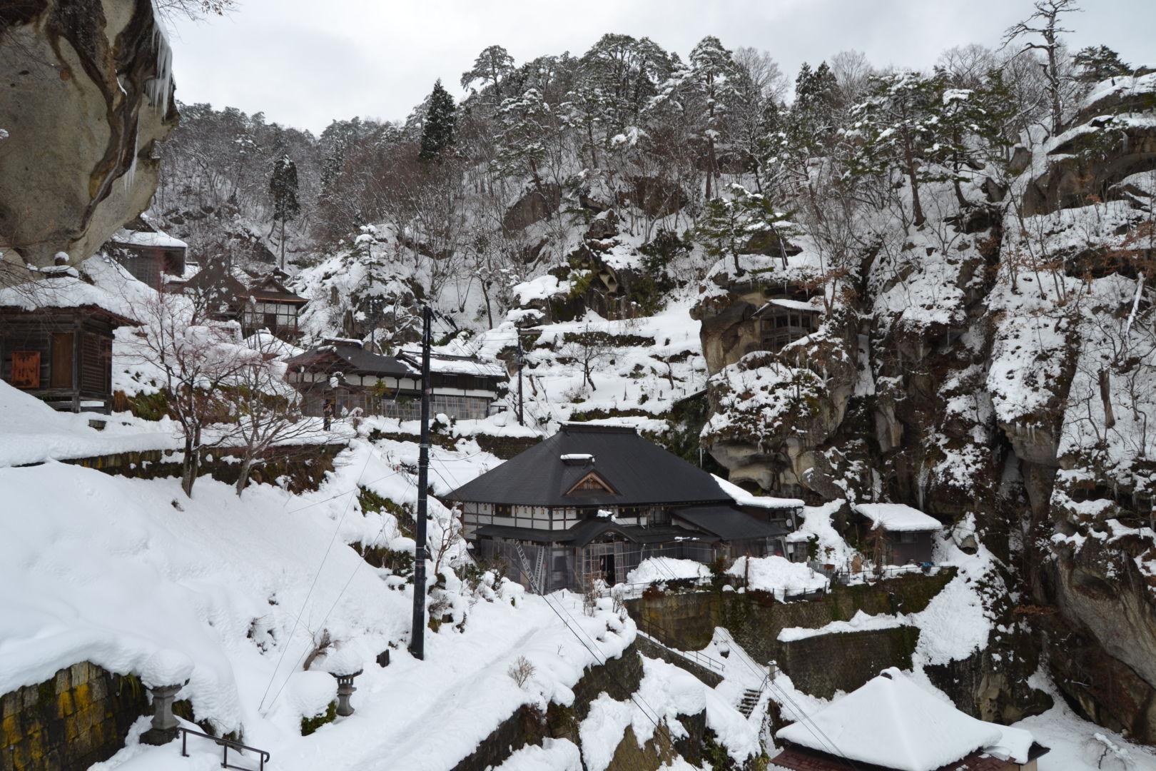 Yamadera Yamagata in inverno tempio