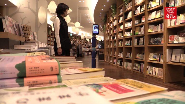 Shopping virtuale con i Robot a Tokyo