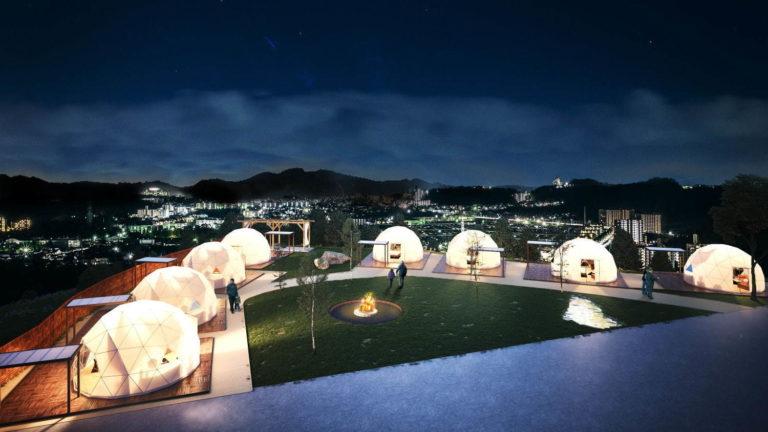 Glamping a Kobe: sotto le stelle in un campeggio di lusso