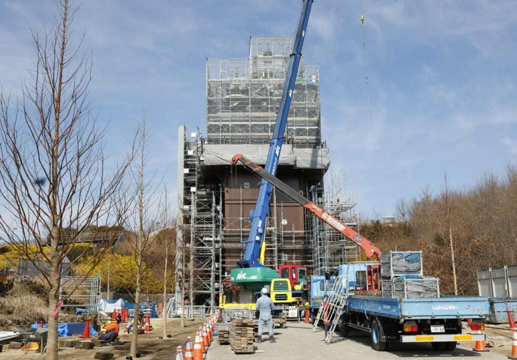 parco ghibli ascensori in costruzione