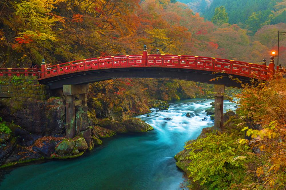 Il famosissimo ponte di Nikko, fine della Nikko Kaido